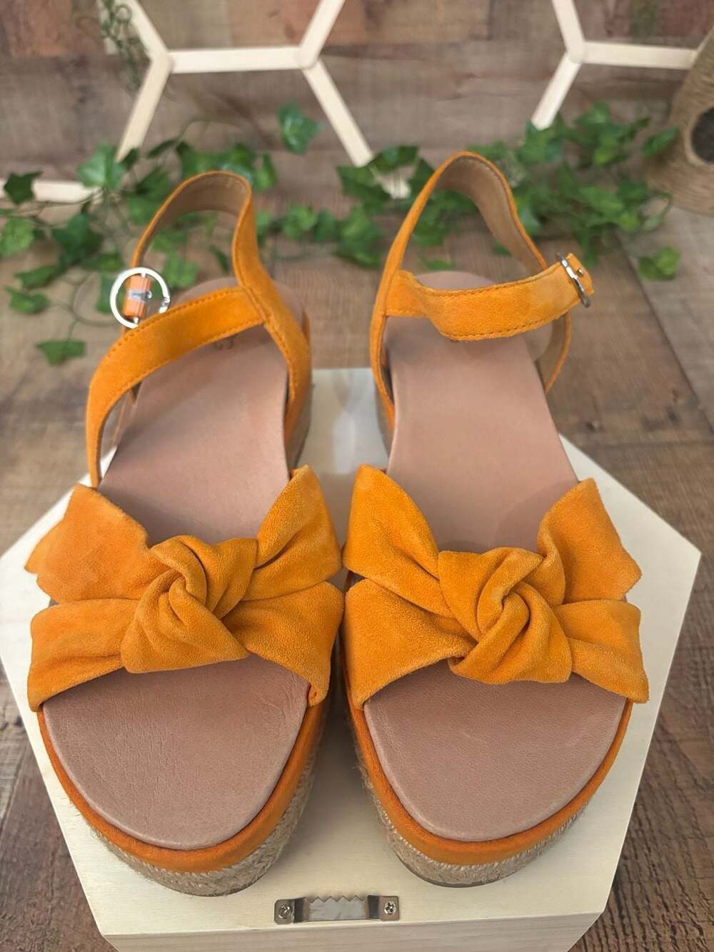 Ugg Trisha Sandal Orange Suede Platform Espadrille